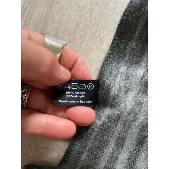 Winterbourne Alpaca & Acrylic Scarf handmade Ecuador 72" - Picture 3 of 5